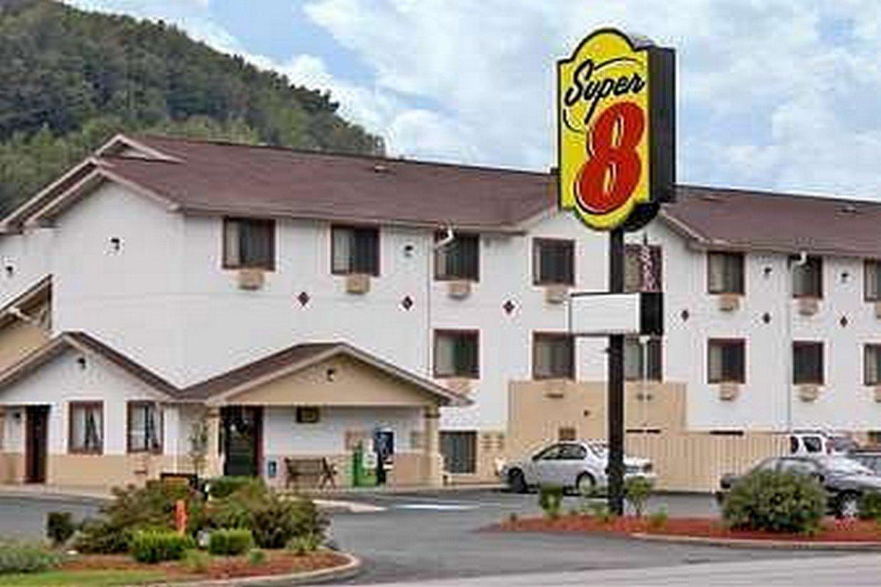 Hotel Super 8 Butler Extérieur photo